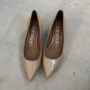 CALVIN KLEIN Pump Heels Nude Leather Size 10